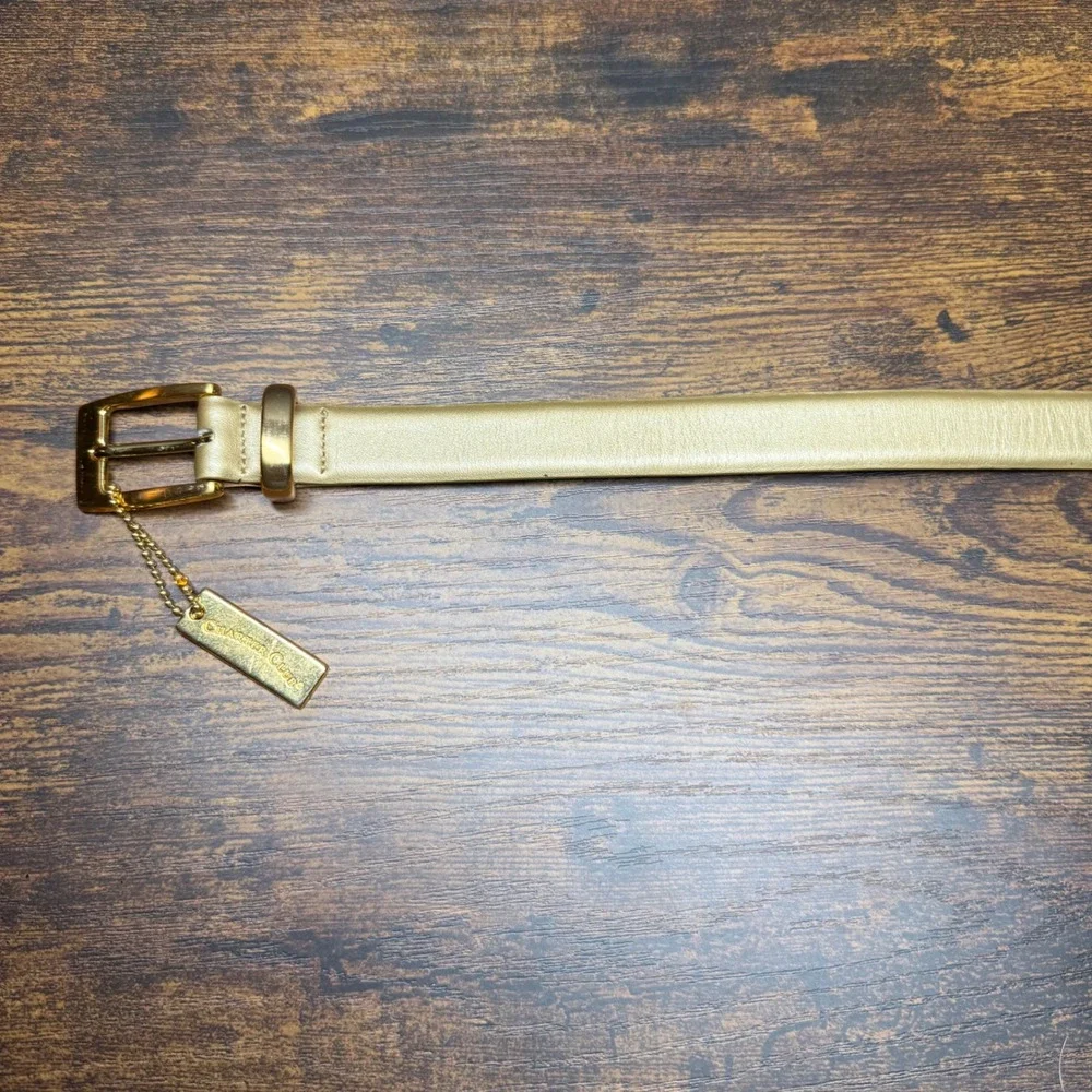 Charter Club Metallic Gold Leather Belt Size Medium Gold Buckle Logo Charm